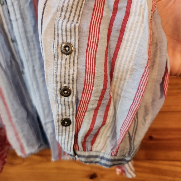 John Mark Striped Button-Up Top - Picture 5 of 9